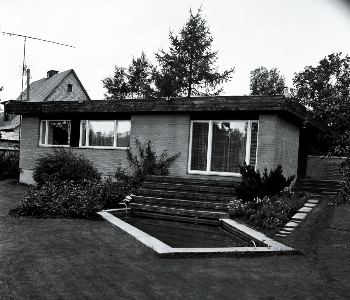 Aiaajalugu maja ümber